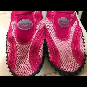 Water shoes